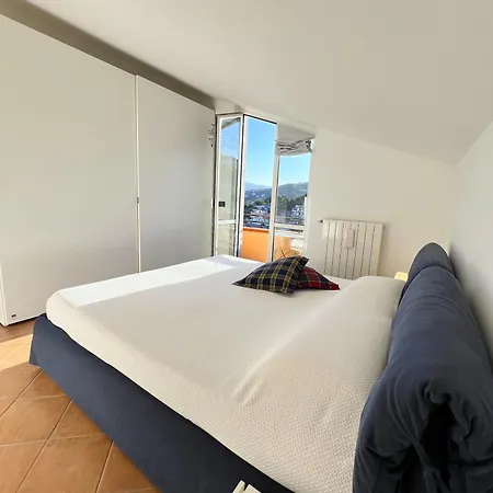 Apartment Attico 2 Free Parkings & Bike *