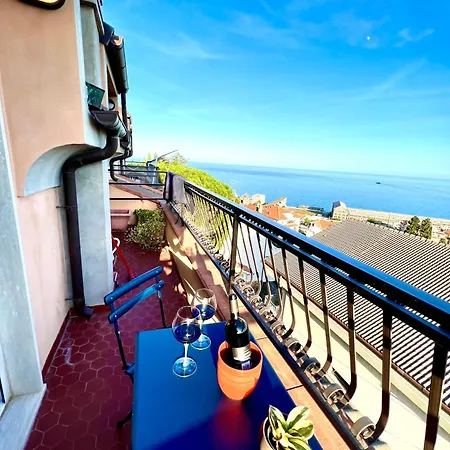 Apartment Attico 2 Free Parkings & Bike *