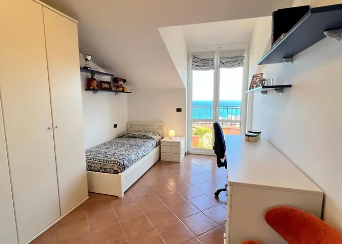 Appartement Attico 2 Free Parkings & Bike *