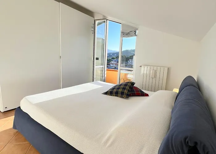 Appartement Attico 2 Free Parkings & Bike *