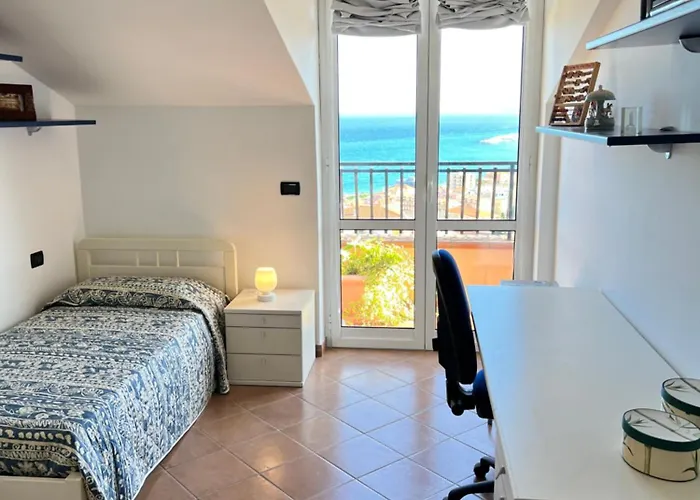 Attico 2 Free Parkings & Bike Lejlighed Pietra Ligure